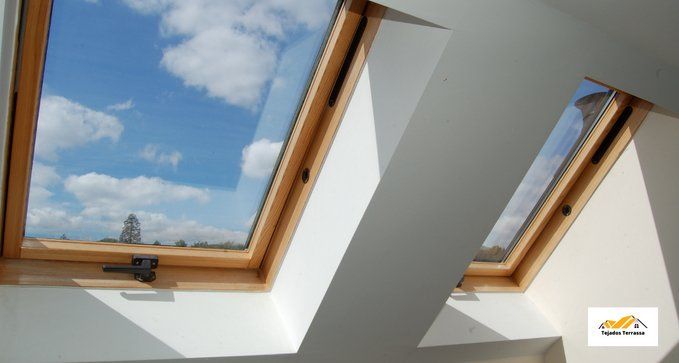 colocaciondeclaraboyasenterrassa 1920w